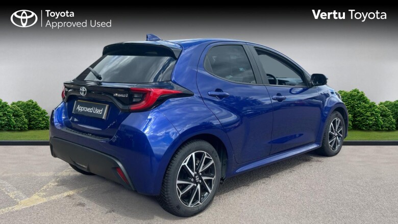 Toyota Yaris 1.5 Hybrid Design 5dr CVT Hybrid Hatchback
